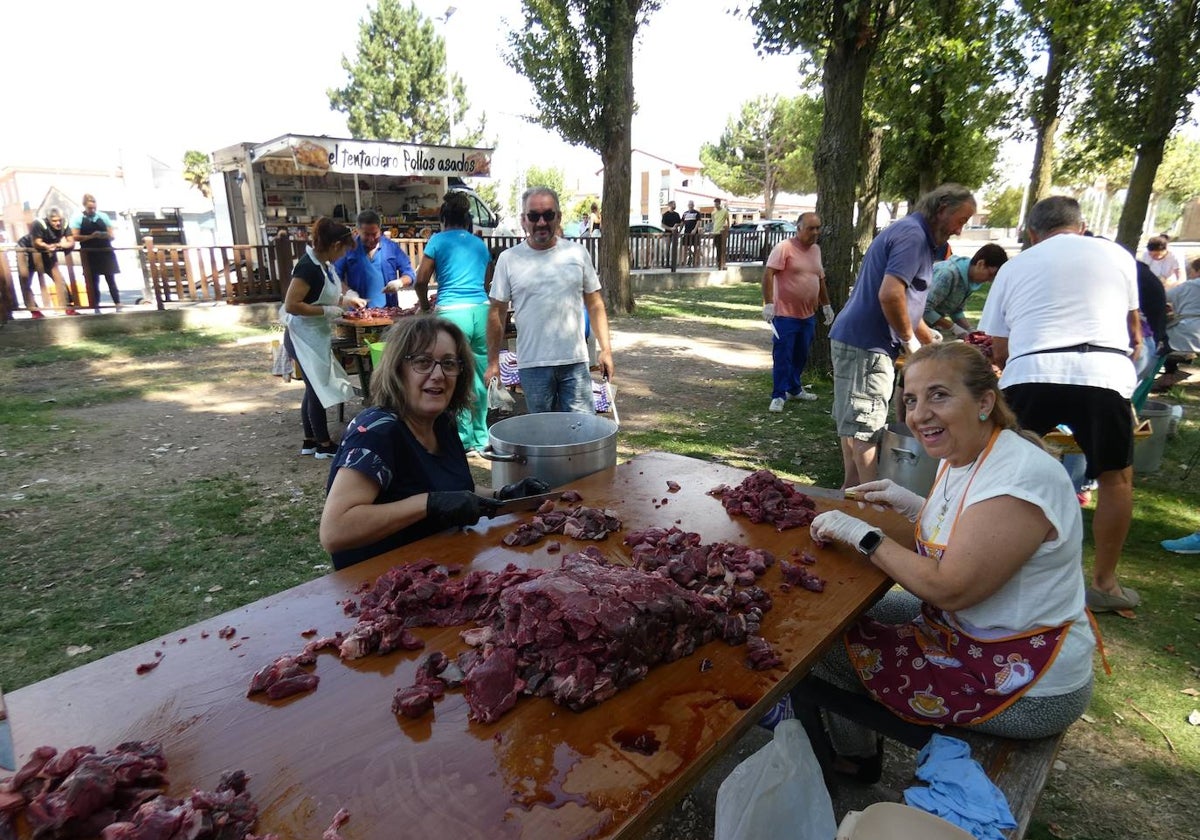 Los toros del cajón y la merienda de la vaca rematan las fiestas de Villoria