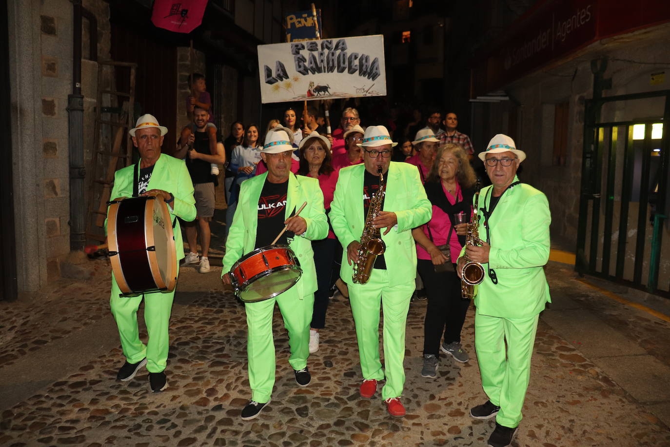 Comienza la fiesta en San Esteban de la Sierra