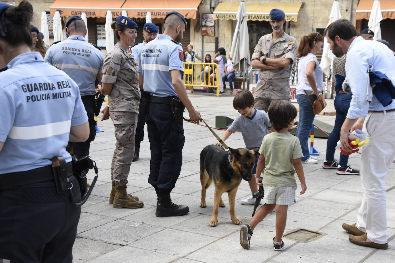 Vivas al Rey en la Plaza Mayor de Ciudad Rodrigo