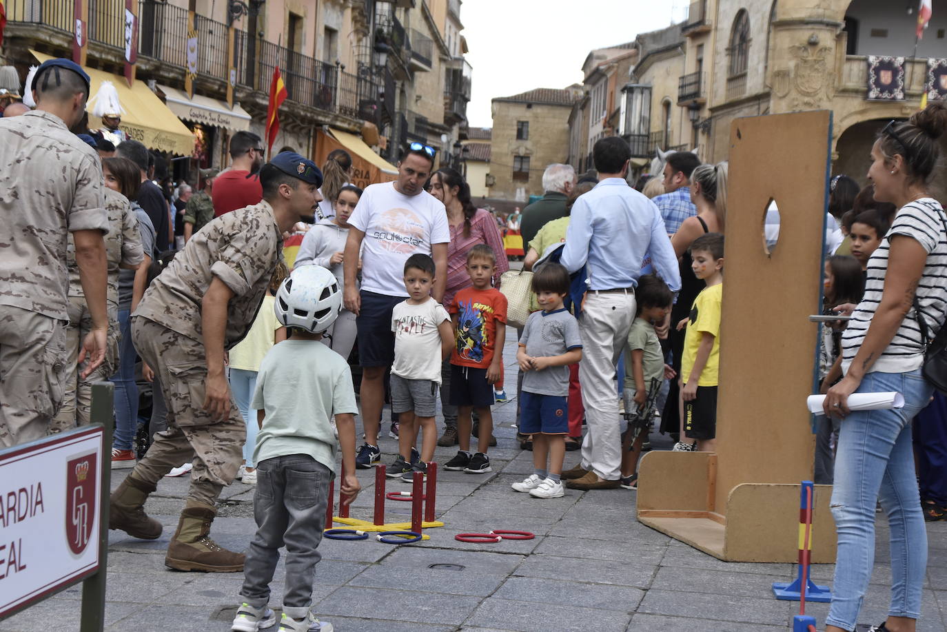 Vivas al Rey en la Plaza Mayor de Ciudad Rodrigo