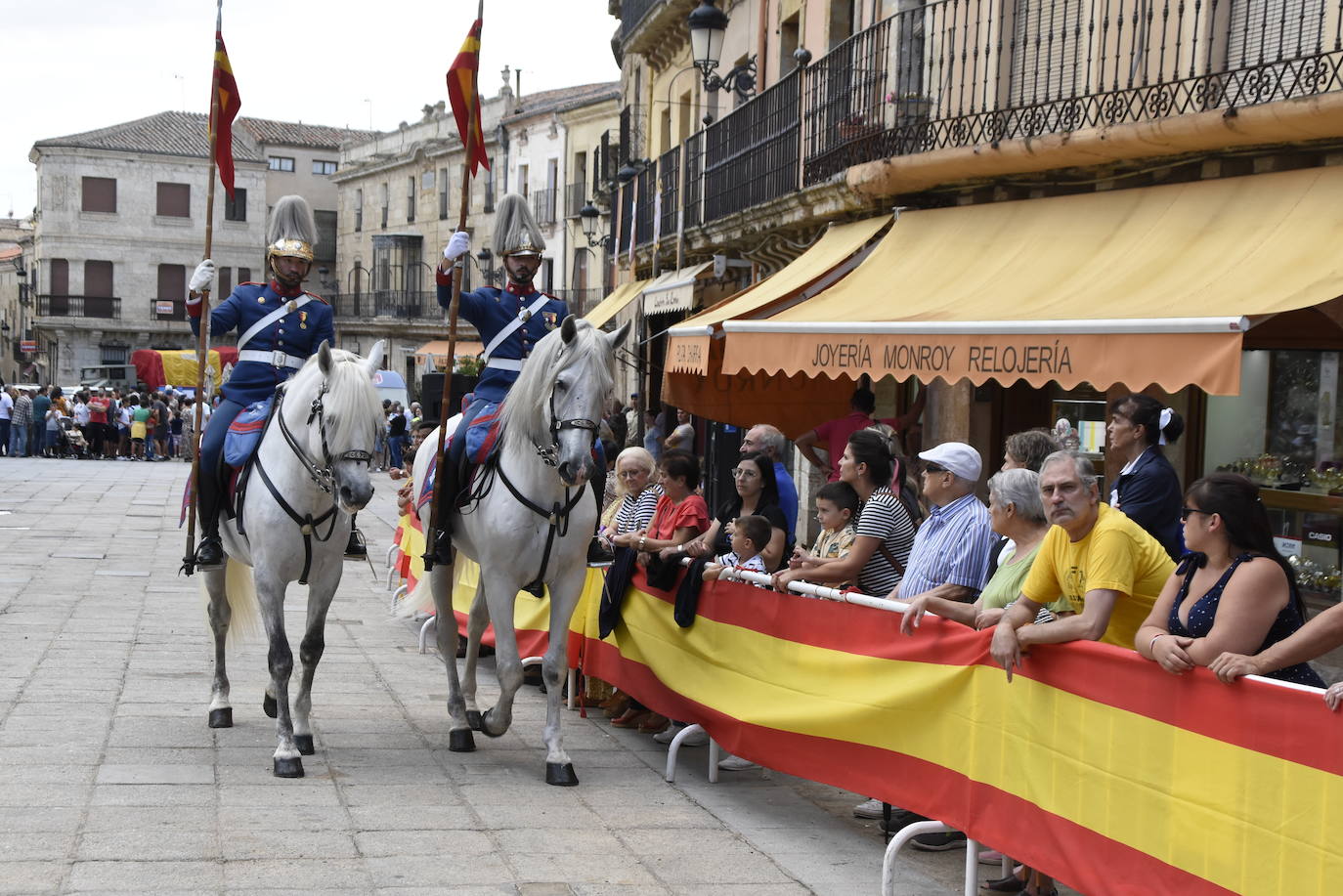 Vivas al Rey en la Plaza Mayor de Ciudad Rodrigo