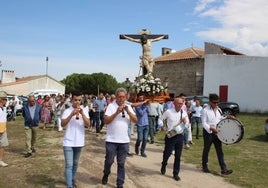 Alaraz celebra su fiesta en honor al Santo Cristo del Monte