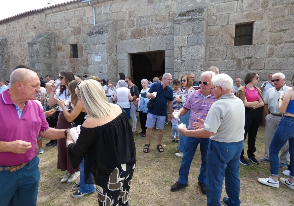 Alaraz celebra su fiesta en honor al Santo Cristo del Monte