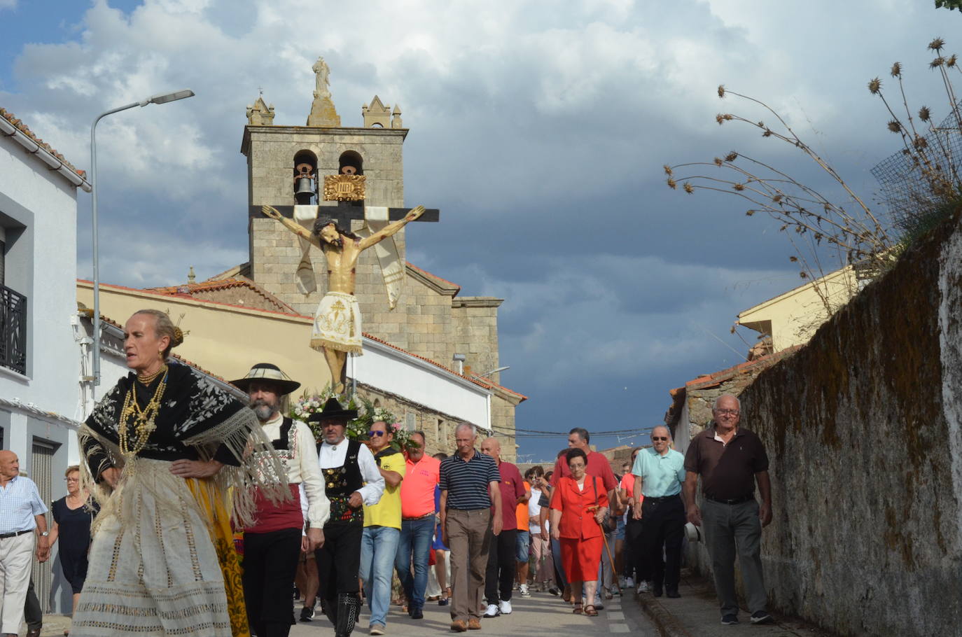 Ofrendas de destreza al Cristo de las Mercedes en Barruecopardo