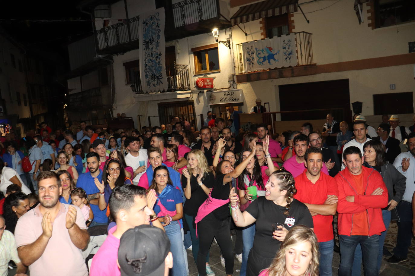 San Esteban de la Sierra vibra con la fiesta