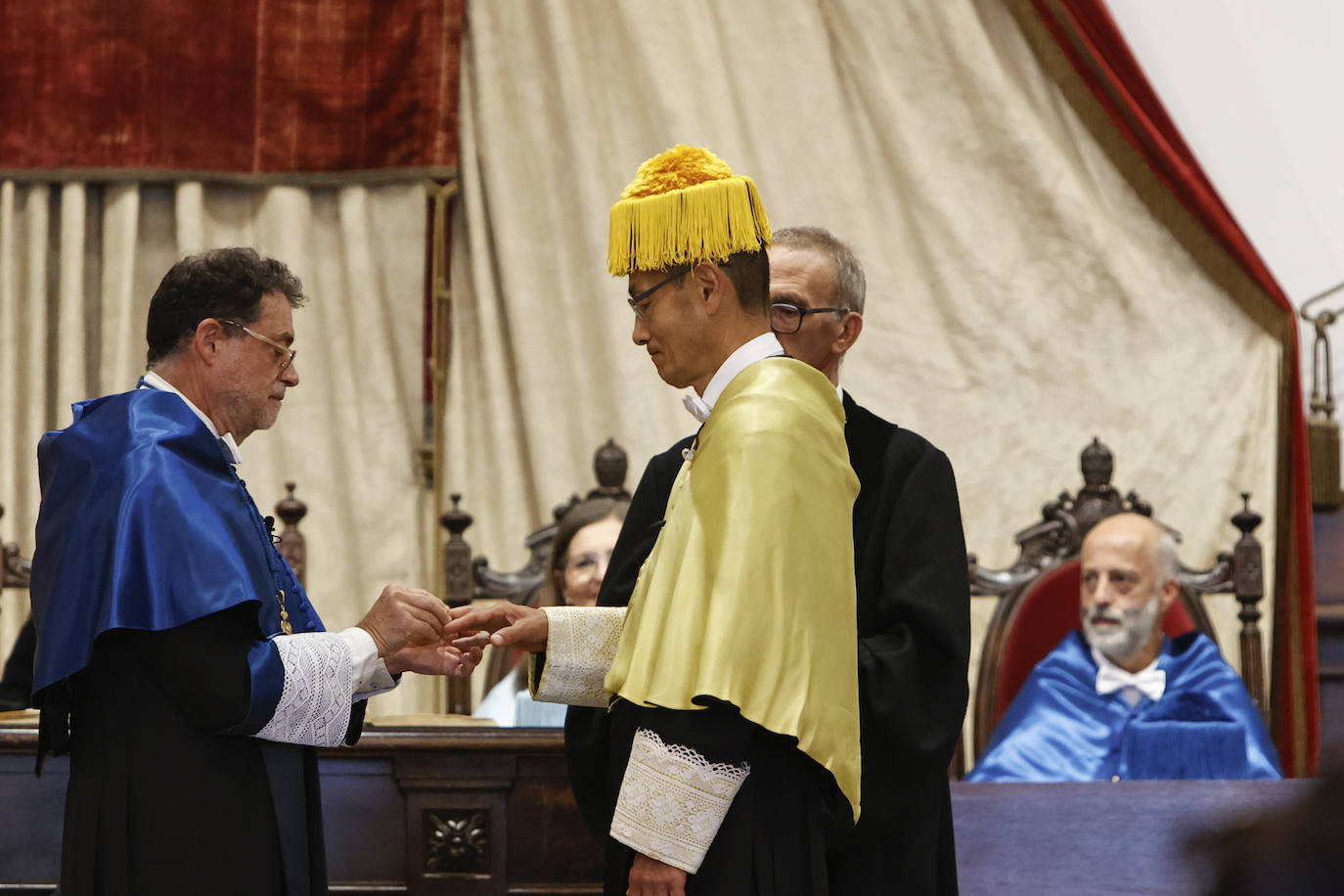 La investidura de Shinya Yamanaka como honoris causa de Salamanca, en imágenes