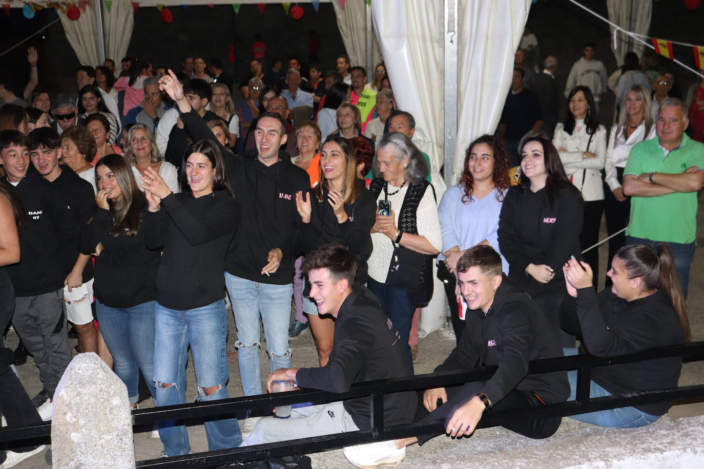 Valdefuentes de Sangusín abre sus fiestas de la Virgen del Carrascal