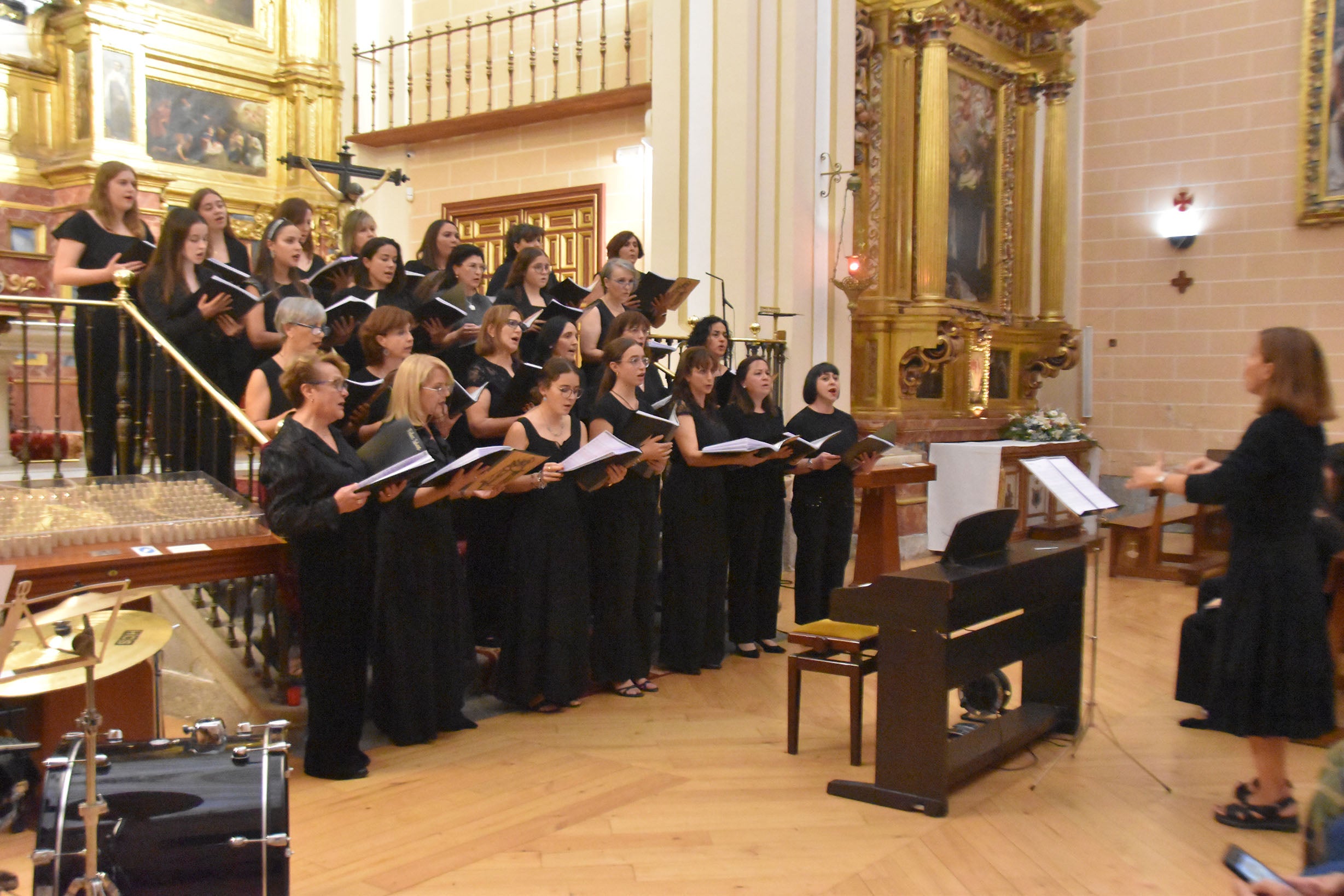 Emotivo concierto por el 53 aniversario de Santa Teresa como Doctora de la Iglesia en Alba de Tormes