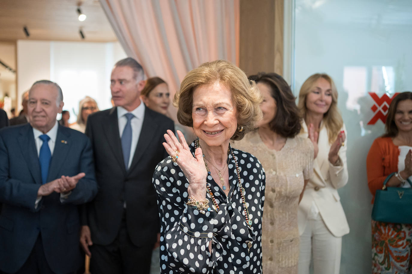 La Reina Sofía luce sonrisa en el quinto aniversario de la Fundación Casa de México