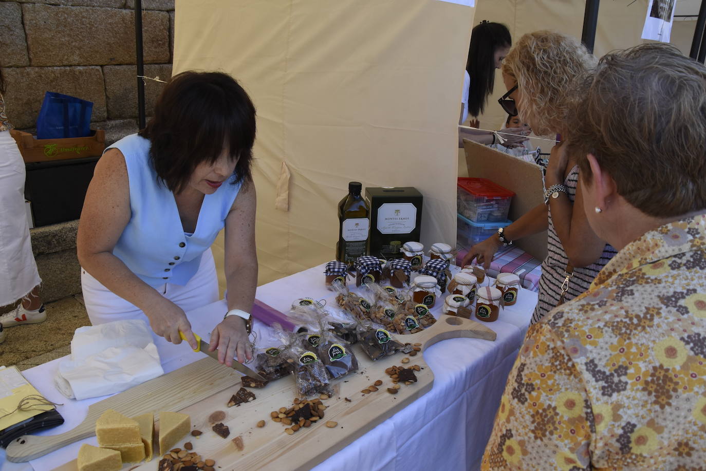 Remonta la Feria de la Almendra de Saucelle