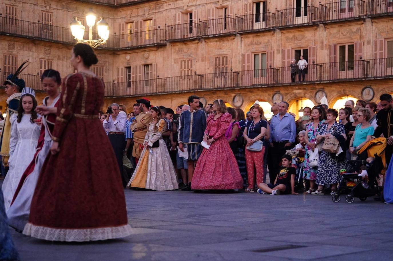 Así han sido los bailes renacentistas en la Plaza Mayor