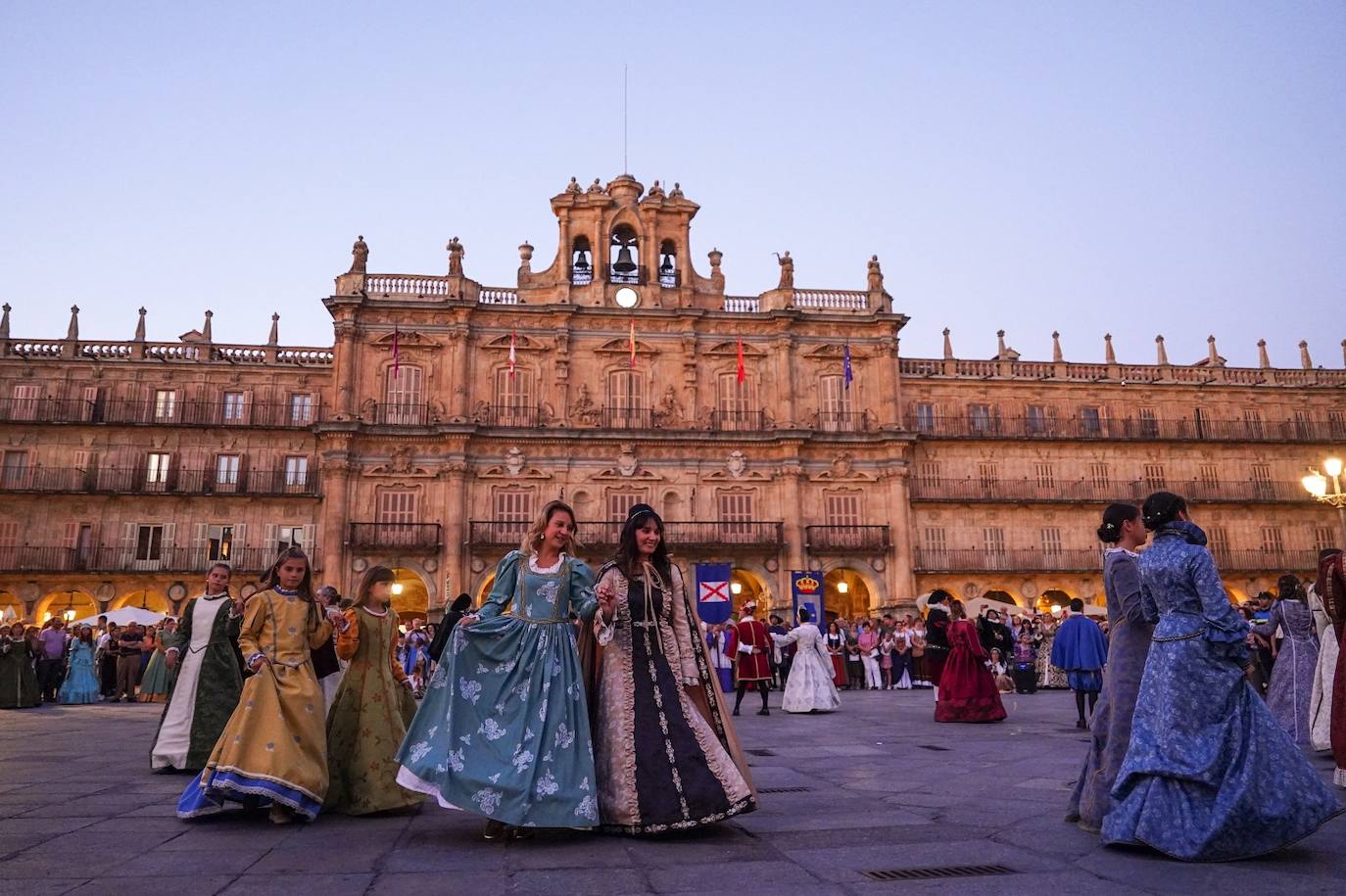 Así han sido los bailes renacentistas en la Plaza Mayor