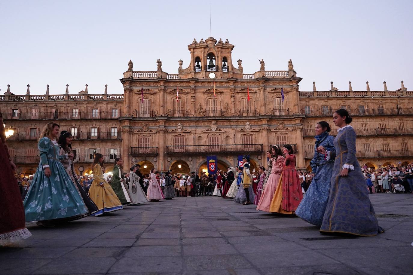 Así han sido los bailes renacentistas en la Plaza Mayor