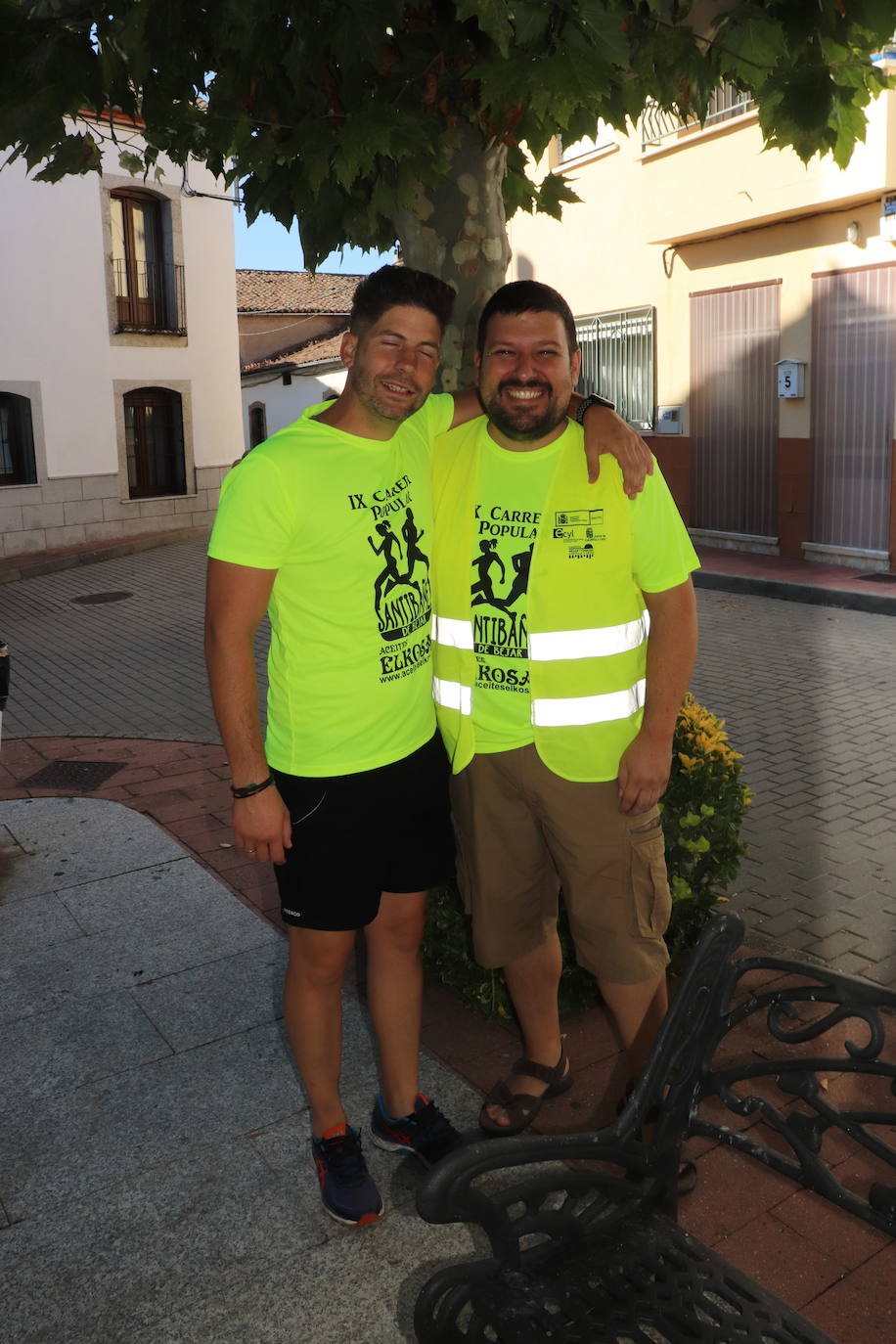 Santibáñez de Béjar se vuelca con su carrera solidaria