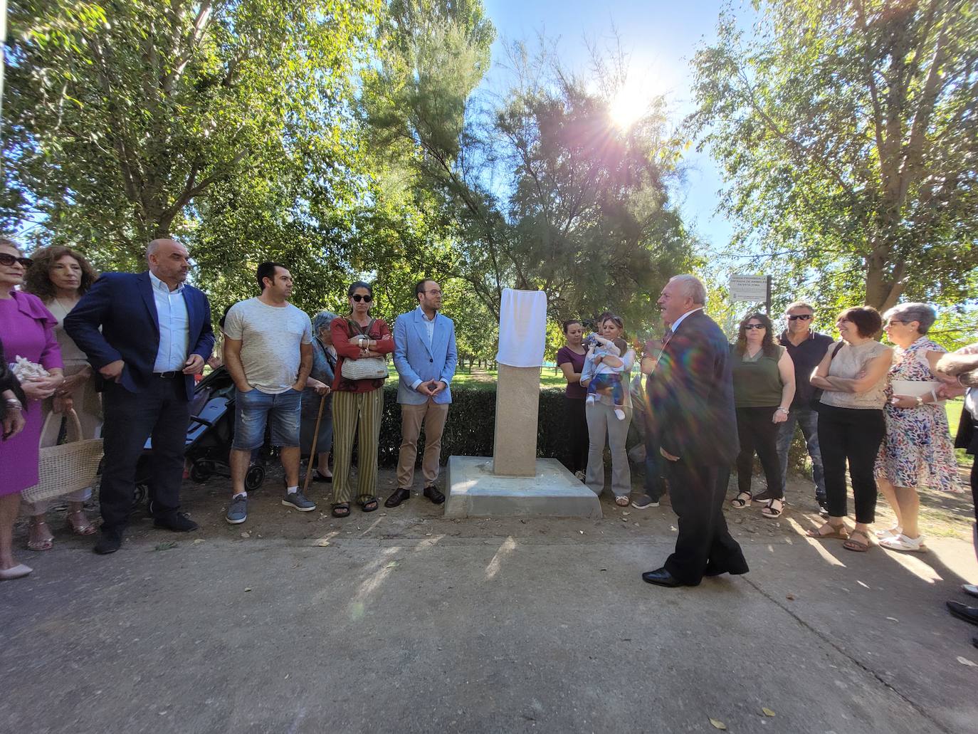 Homenaje a «Quini» en la festividad de la Virgen del Rosario de Miróbriga