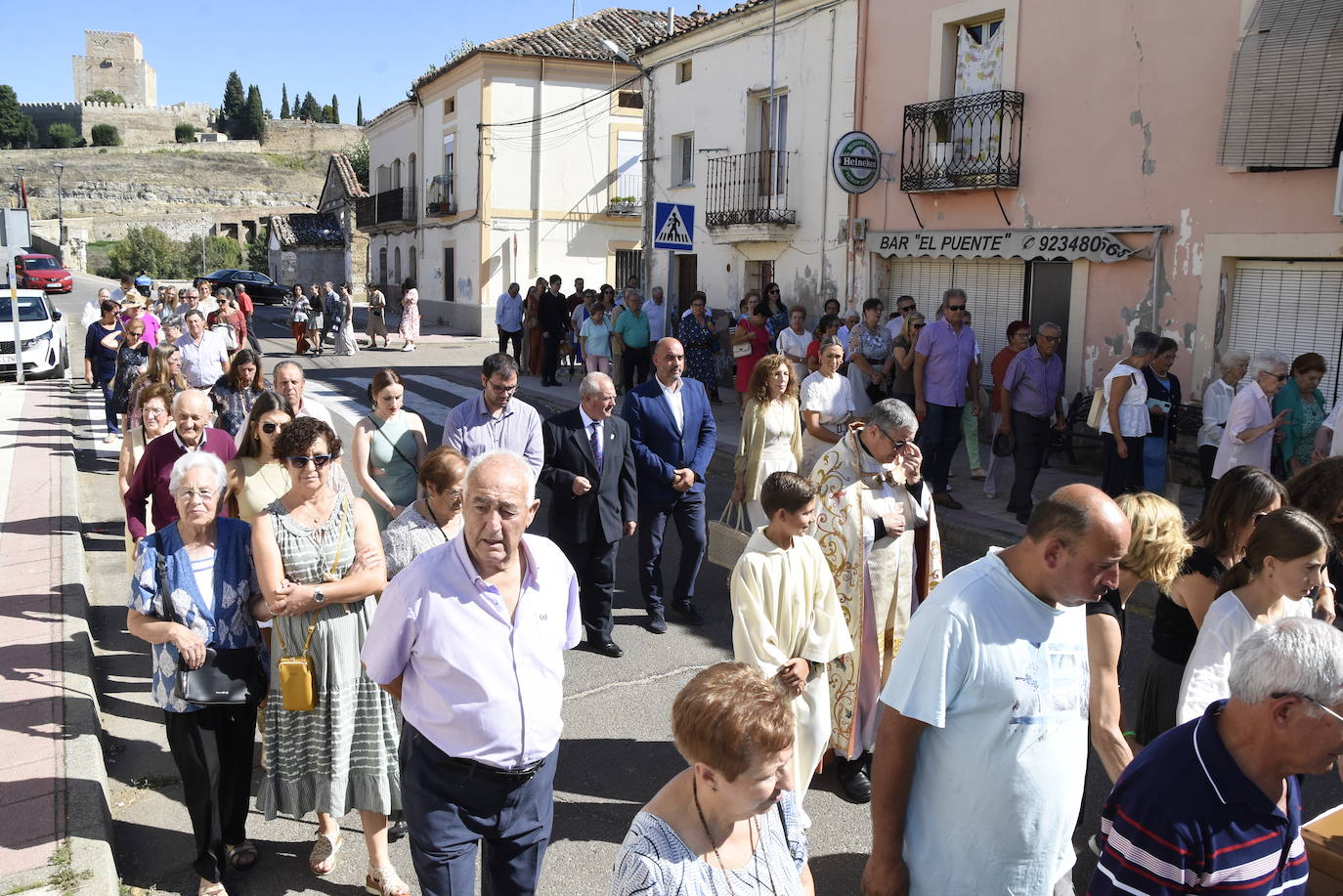 Homenaje a «Quini» en la festividad de la Virgen del Rosario de Miróbriga