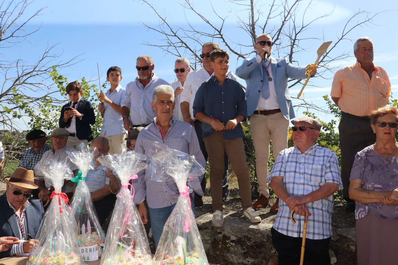 Santibáñez de Béjar se rinde ante la Virgen de Valparaíso