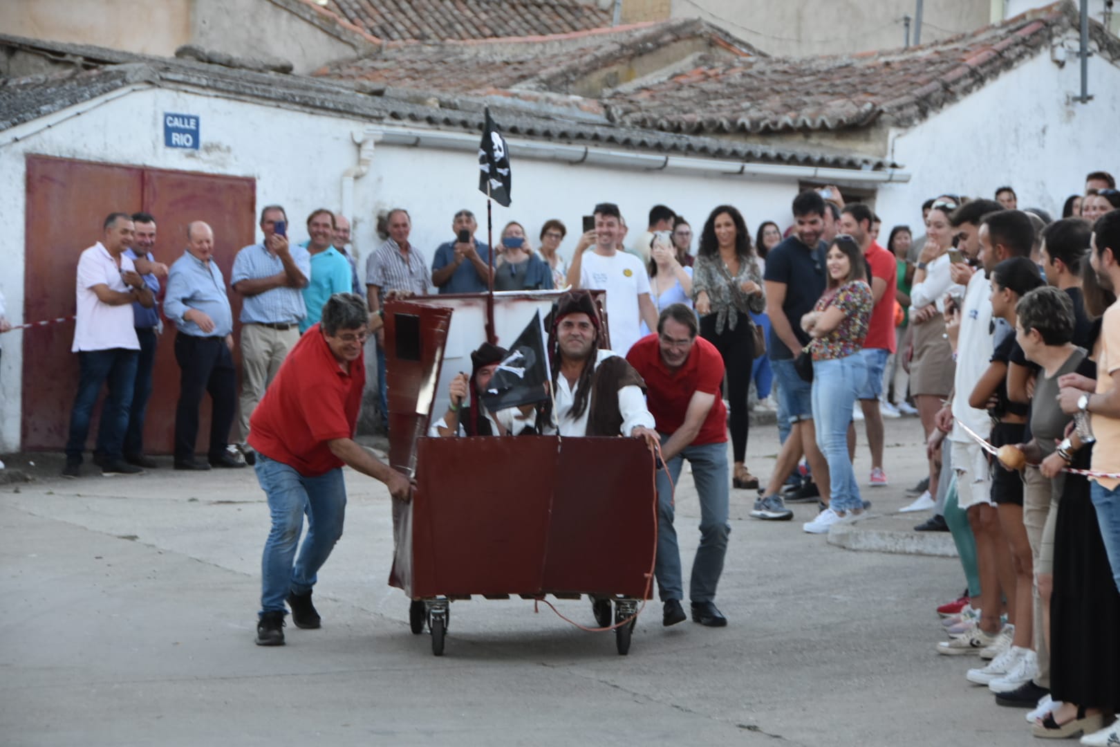 Jenni, Rubiales y un váter, en los &#039;Autos locos&#039; de Aldehuela