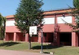 Imagen de las placas solares instaladas en la cubierta del colegio de Sorihuela