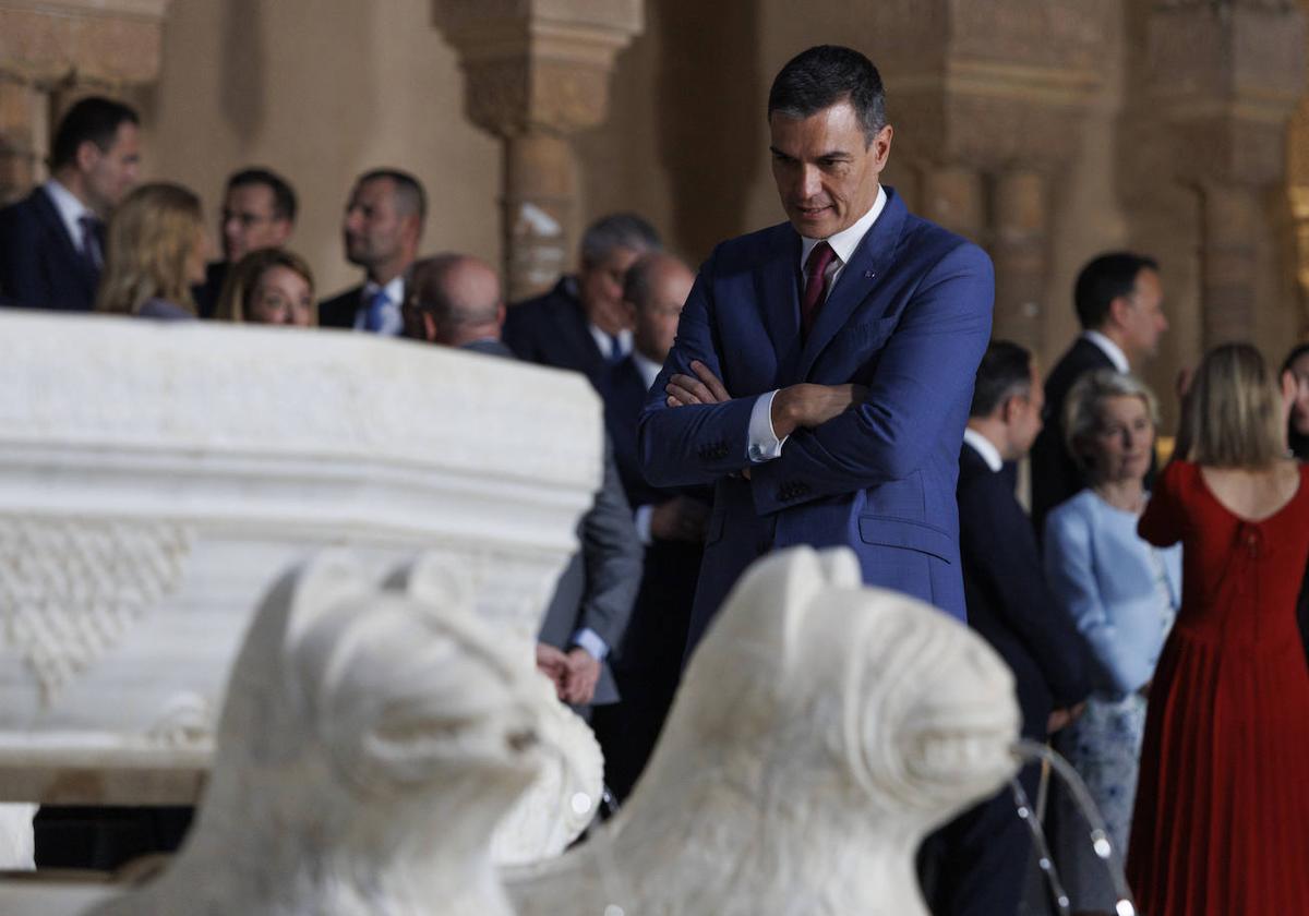 Pedro Sánchez en la cumbre que se celebra en Granada