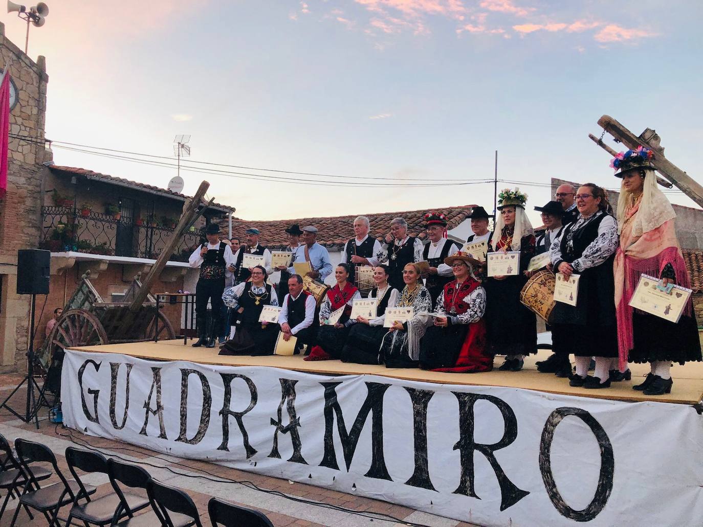 Gaitas y tamboriles en honor a Andrés Calles en Guadramiro