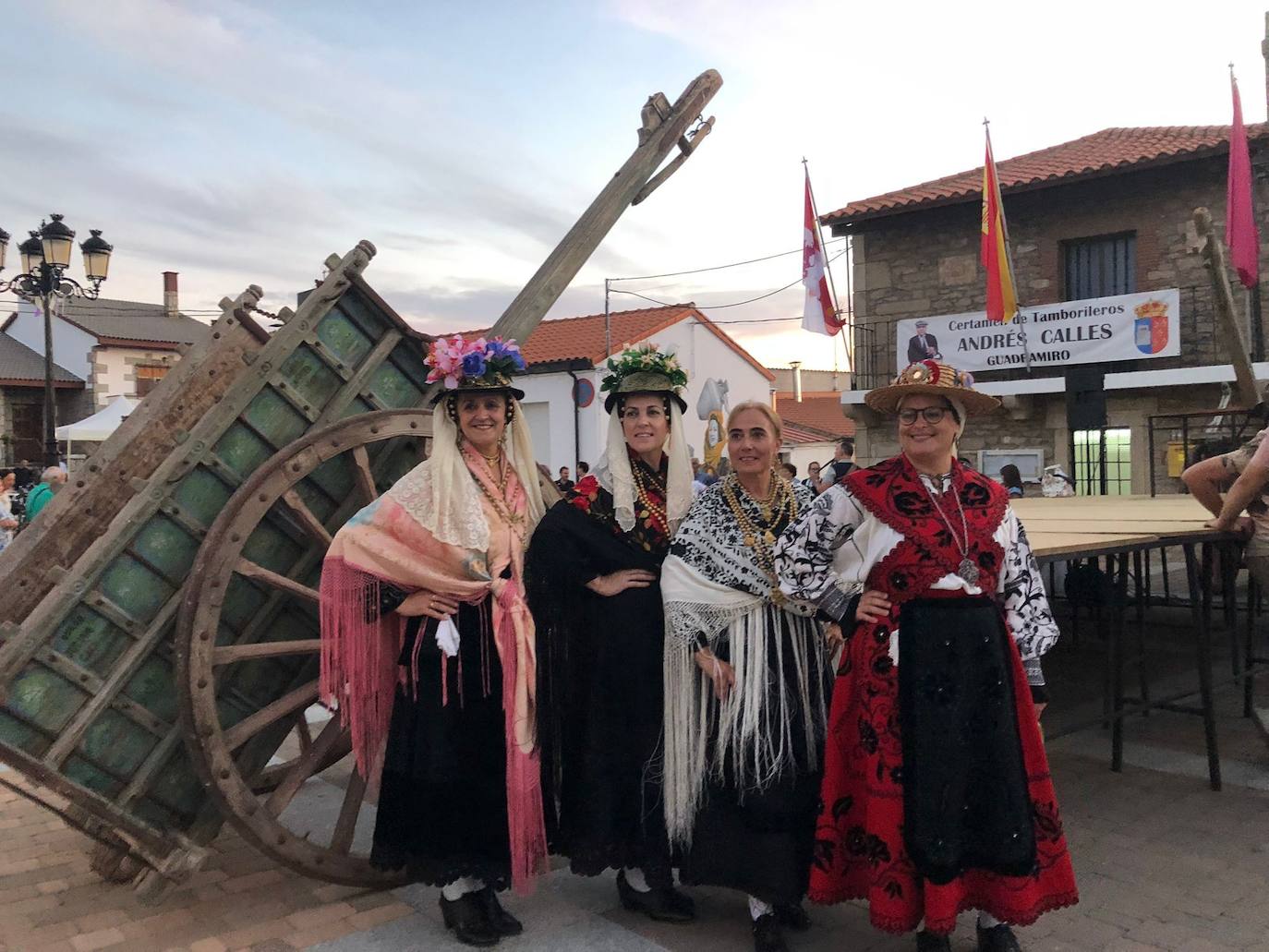 Gaitas y tamboriles en honor a Andrés Calles en Guadramiro