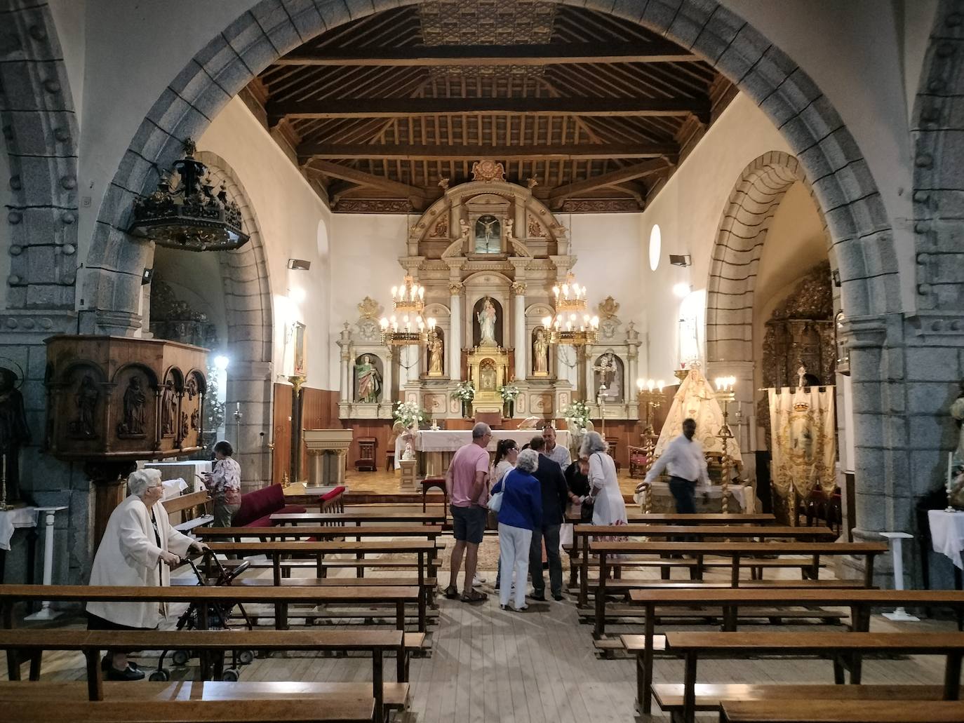 Fuentes de Béjar despide un fin de semana lleno de solidaridad y tradición