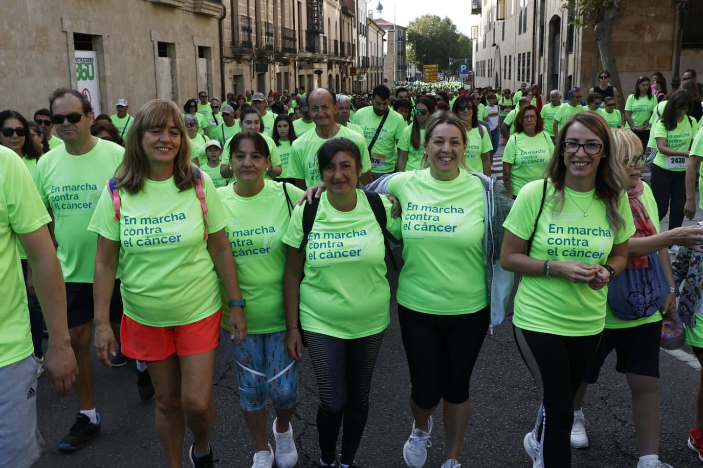 15.000 personas tiñen Salamanca de verde esperanza en la lucha contra el cáncer