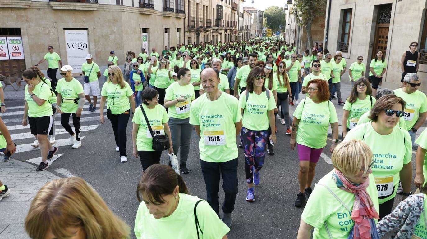 15.000 personas tiñen Salamanca de verde esperanza en la lucha contra el cáncer