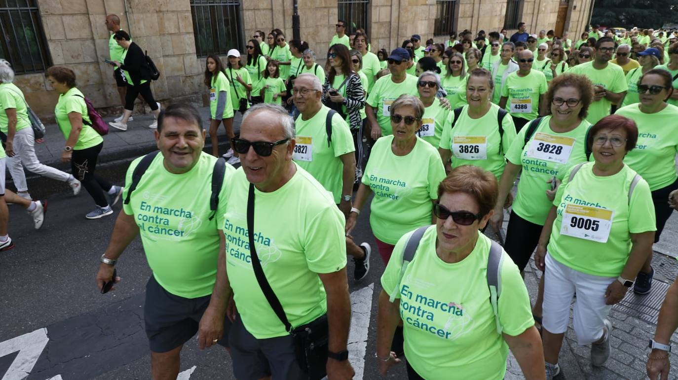 15.000 personas tiñen Salamanca de verde esperanza en la lucha contra el cáncer