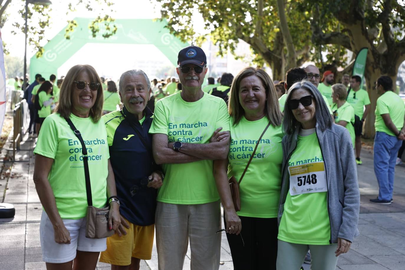 15.000 personas tiñen Salamanca de verde esperanza en la lucha contra el cáncer