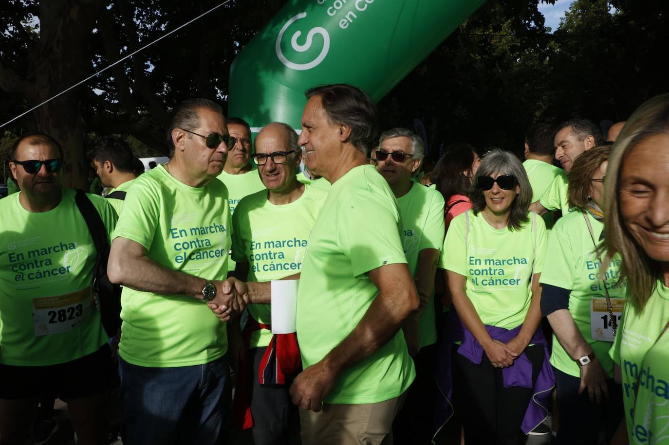 15.000 personas tiñen Salamanca de verde esperanza en la lucha contra el cáncer