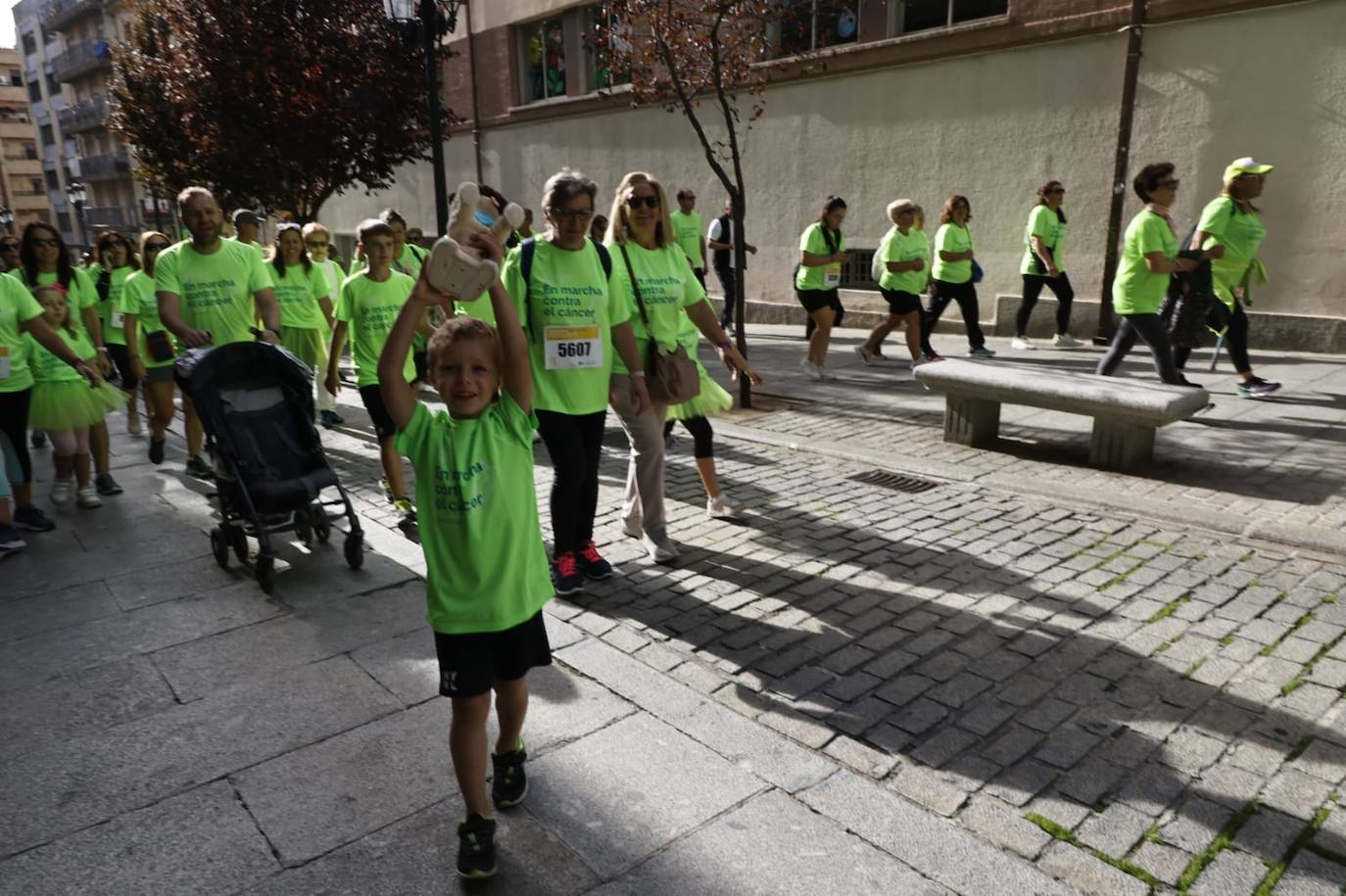 Las mejores imágenes de la Marcha contra el Cáncer de Salamanca