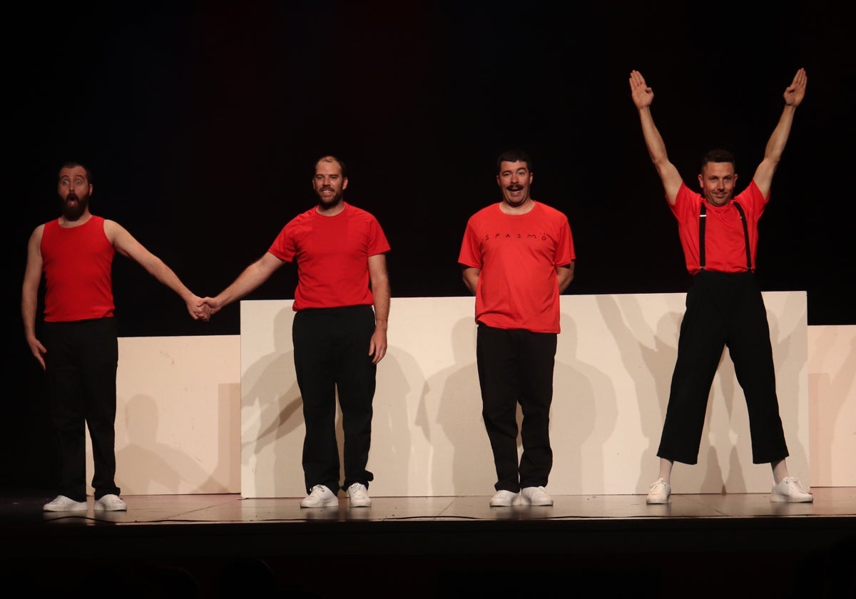 El grupo Spasmo Teatro actúa este viernes en el Teatro Cervantes de Béjar