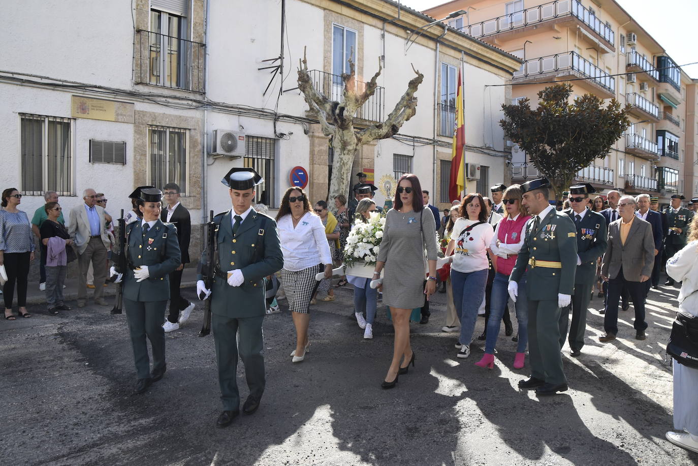 Ciudad Rodrigo grita «Viva el Rey, viva España, viva la Guardia Civil»