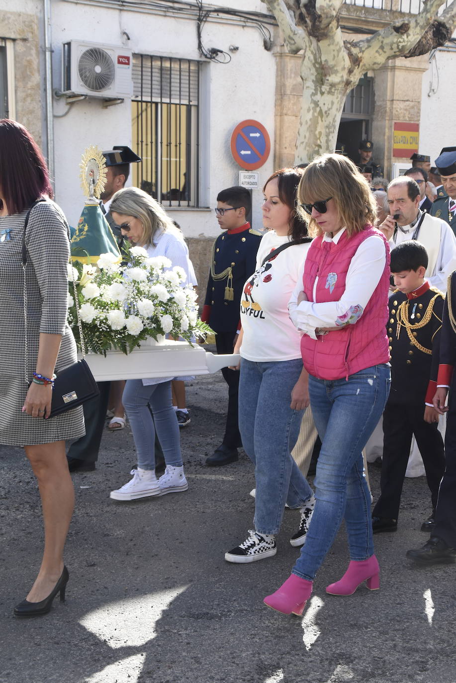 Ciudad Rodrigo grita «Viva el Rey, viva España, viva la Guardia Civil»