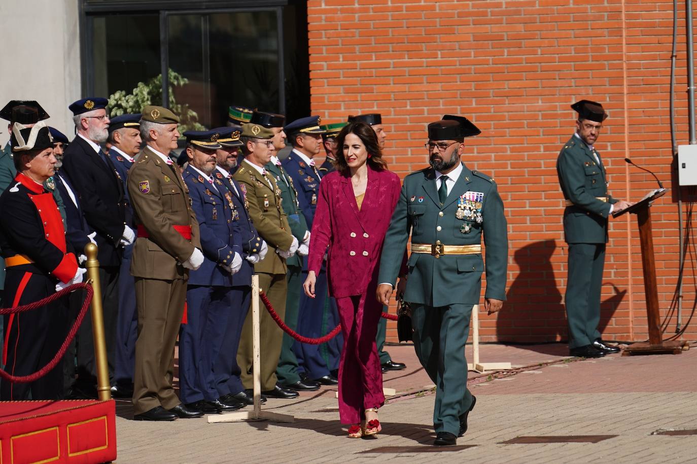 Las mejores imágenes de la celebración de la Guardia Civil en homenaje a la Virgen del Pilar