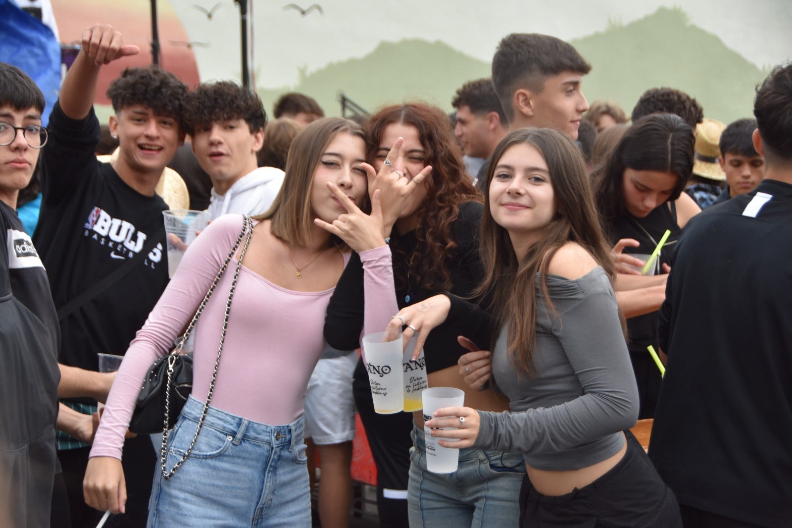 Arranca la fiesta en Alba con el ambiente más juvenil