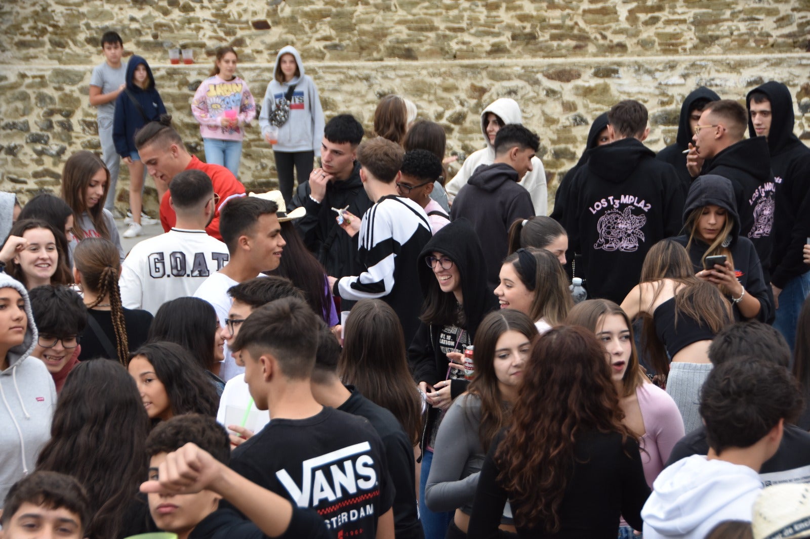 Arranca la fiesta en Alba con el ambiente más juvenil