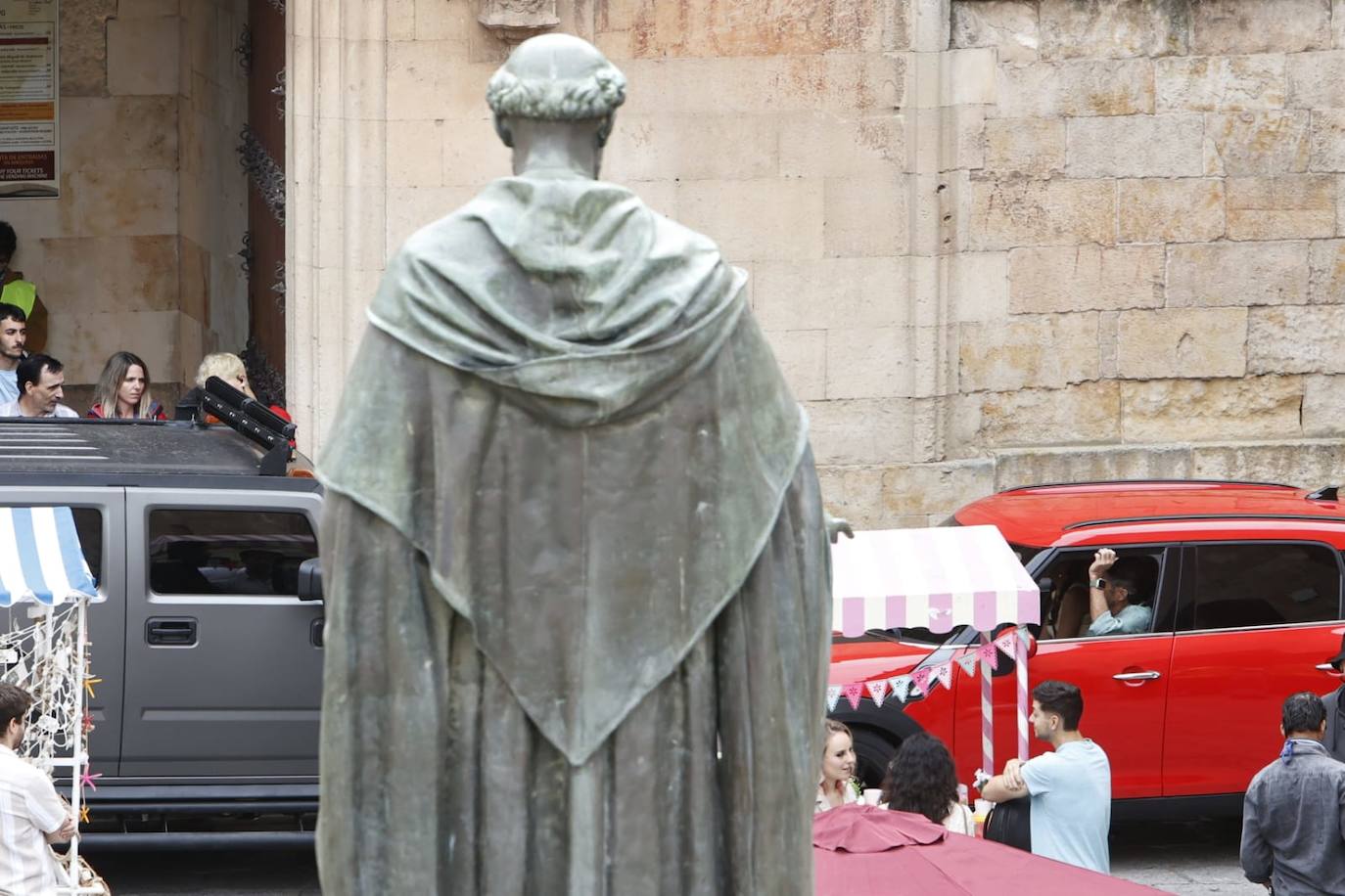 Las curiosas imágenes del comienzo del rodaje de la película de Bollywood