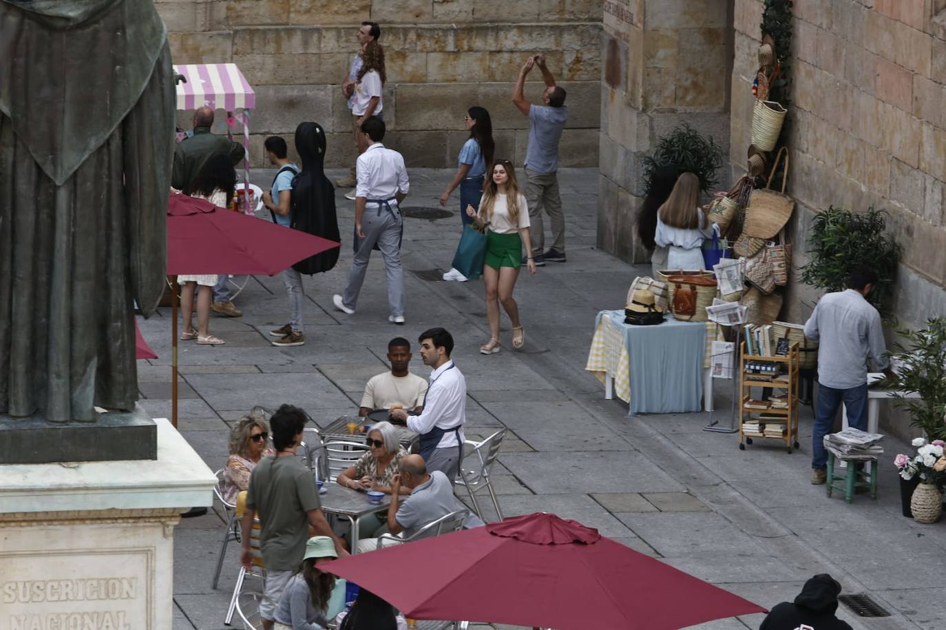 Las curiosas imágenes del comienzo del rodaje de la película de Bollywood