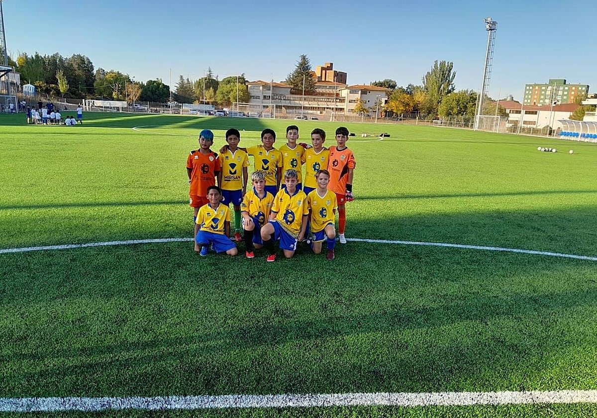 Integrantes del equipo Alevín B durante una sesión de pretemporada de este verano.