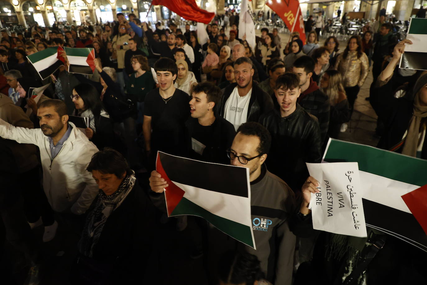 Así ha sido la manifestación a favor de Palestina en la Plaza Mayor