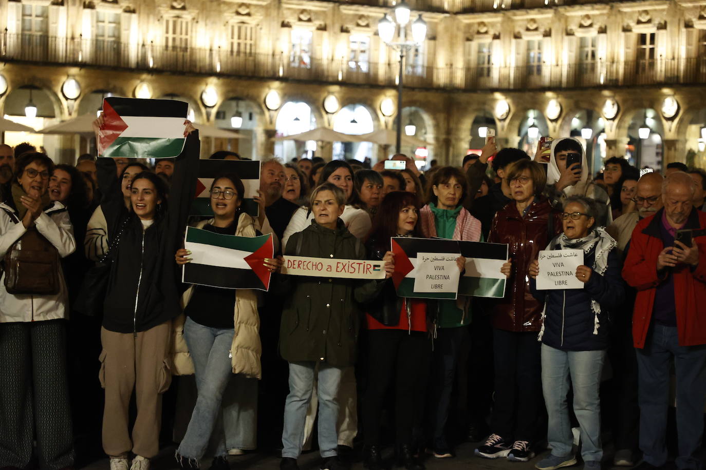 Así ha sido la manifestación a favor de Palestina en la Plaza Mayor