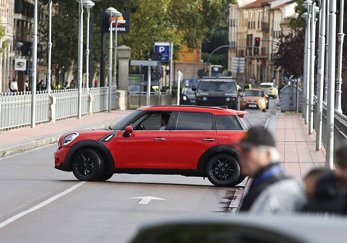 Nuevo día de rodaje: otra escena de acción por las calles de Salamanca