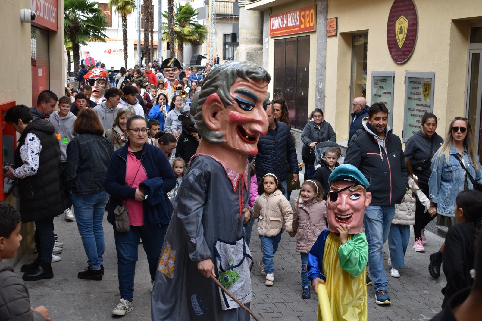 Alba de Tormes afronta la recta final de sus fiestas al ritmo de las peñas