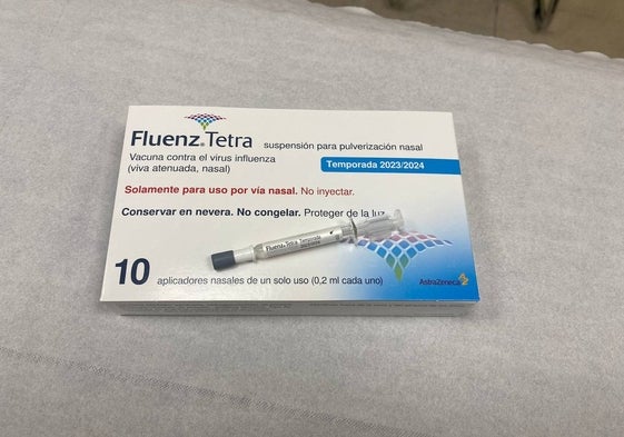 Vacuna contra la gripe de pulverización nasal que se administra a niños entre 2 y 5 años.