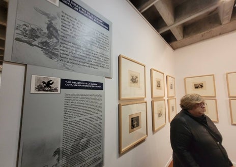 Imagen secundaria 1 - La exposición ocupa dos de las salas principales de la Casa municipal de Cultura de Ciudad Rodrigo.