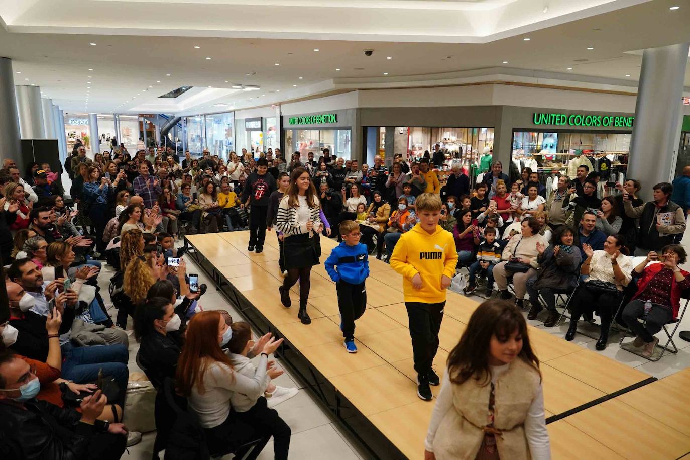 Las imágenes más emotivas del desfile de Pyfano