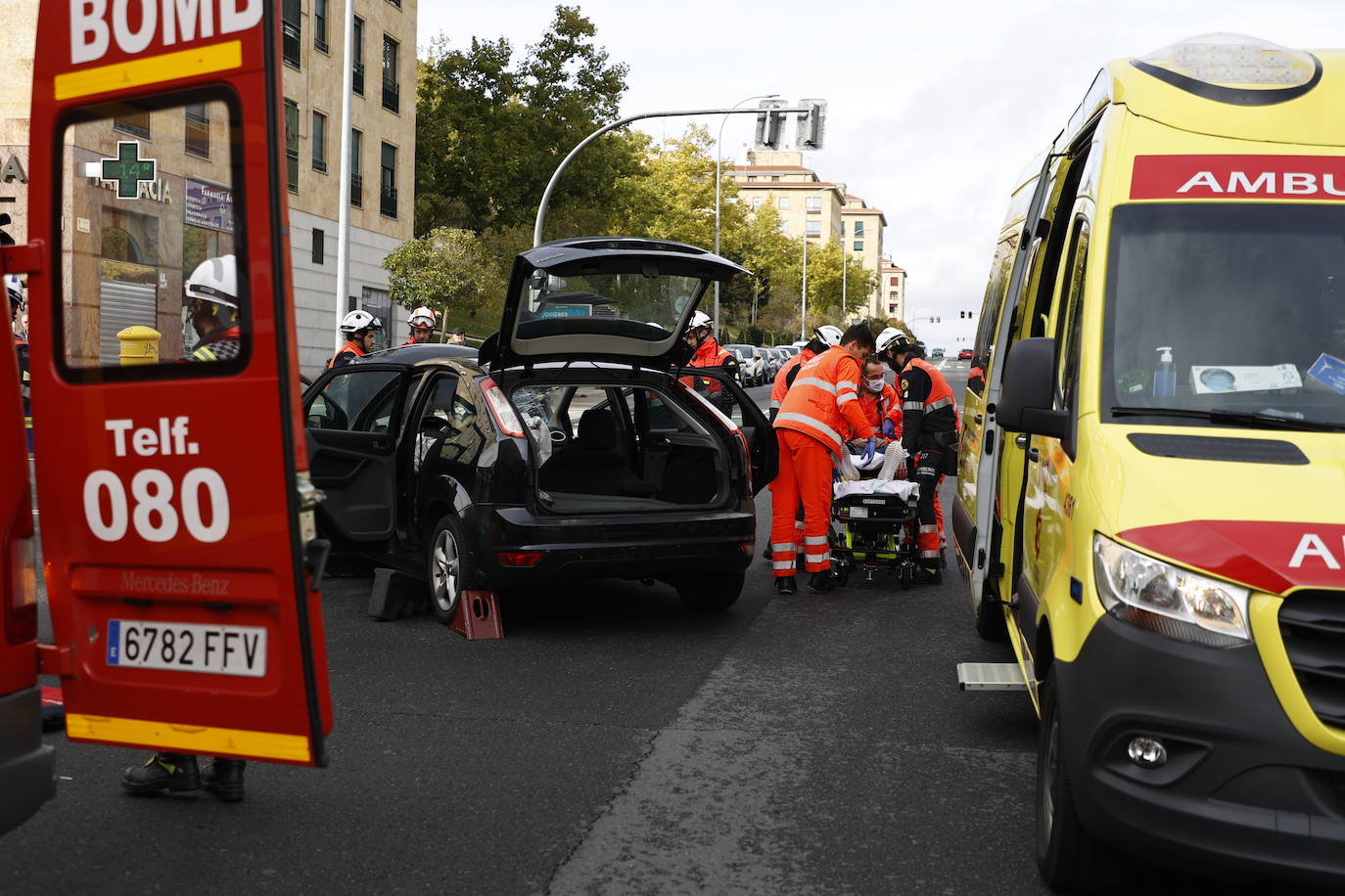 Así fue el aparatoso accidente que colapsó el barrio de Capuchinos